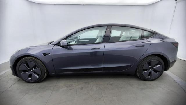 Tesla Model 3 image 8