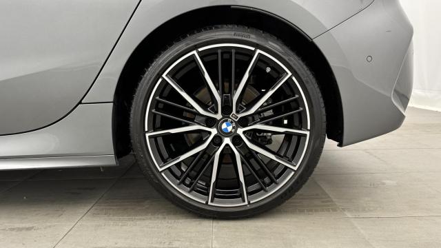 Bmw Série 1 image 3