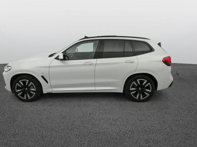 Bmw Ix3 image 2