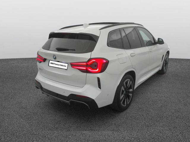 Bmw Ix3 image 4