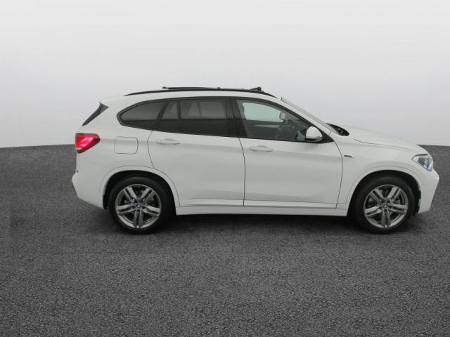 Bmw X1 image 9