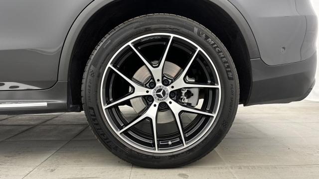 Mercedes Benz Glc image 5