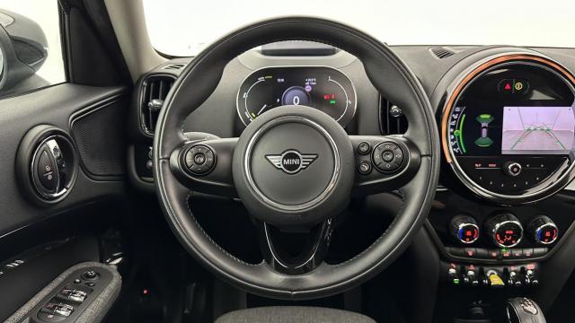 Mini Countryman image 2