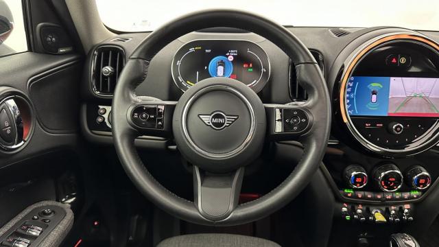 Mini Countryman image 9