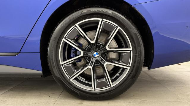 Bmw I4 image 7
