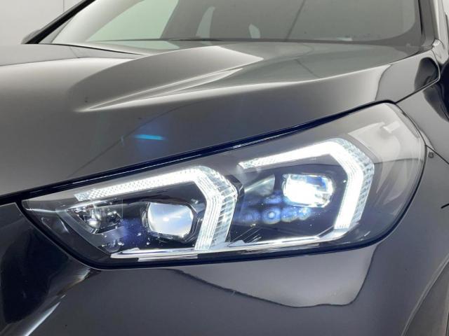 Bmw Ix1 image 8