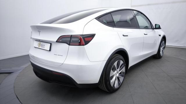 Tesla Model Y image 1