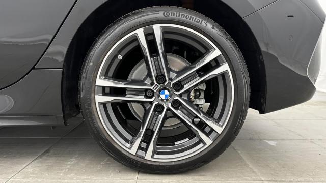 Bmw Série 1 image 9