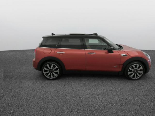 Mini Clubman image 5