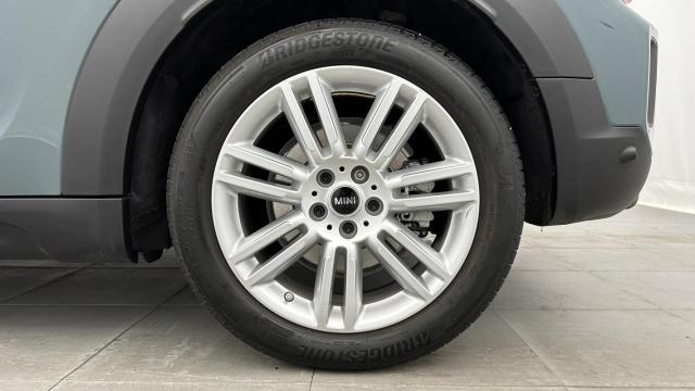 Mini Countryman image 2