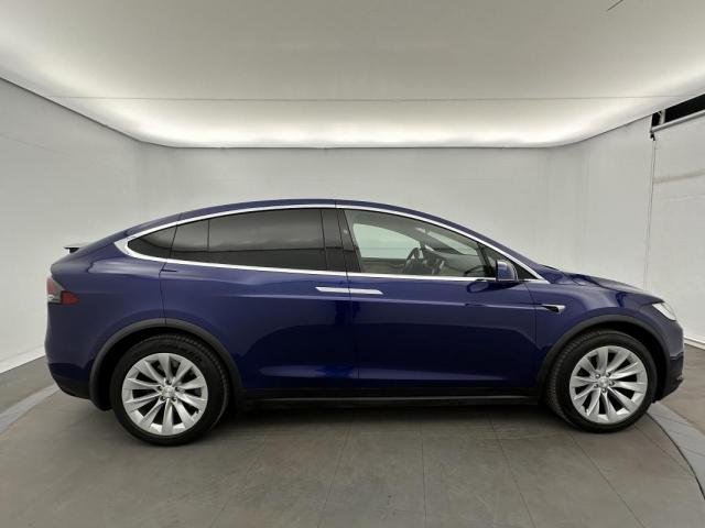 Tesla Model X image 4