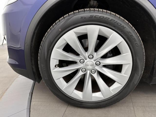 Tesla Model X image 2
