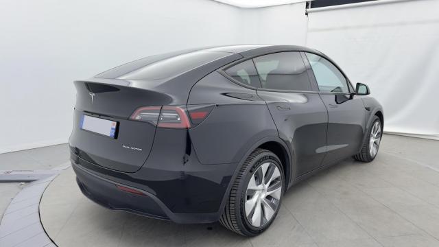 Tesla Model Y image 8