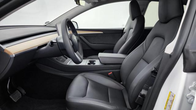 Tesla Model Y image 4