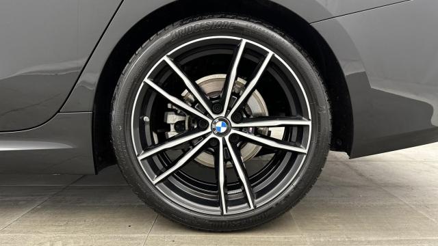 Bmw Série 3 image 5