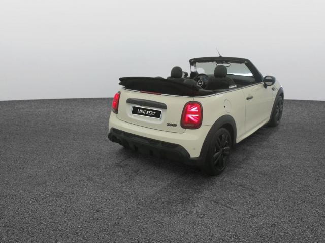 Mini Cabrio image 4
