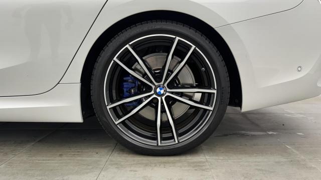 Bmw Série 3 image 1