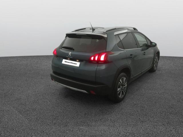 Peugeot 2008 image 8