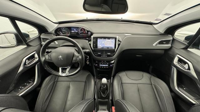 Peugeot 2008 image 6