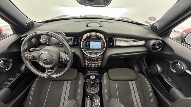 Mini Cabrio image 6