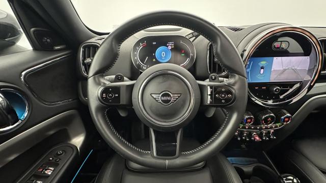 Mini Countryman image 6