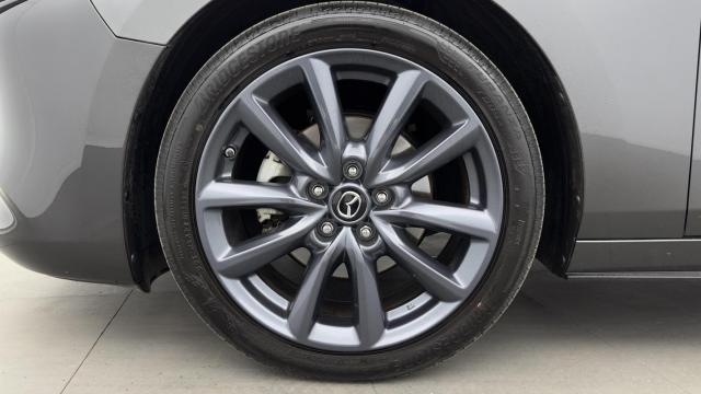 Mazda 3 image 6