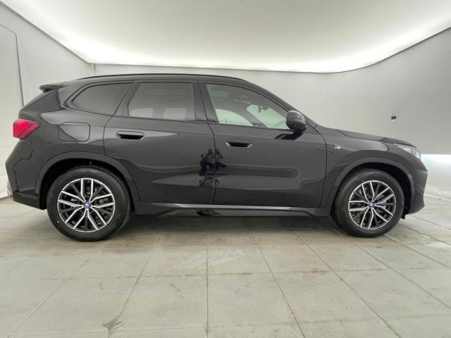 Bmw X1 image 1