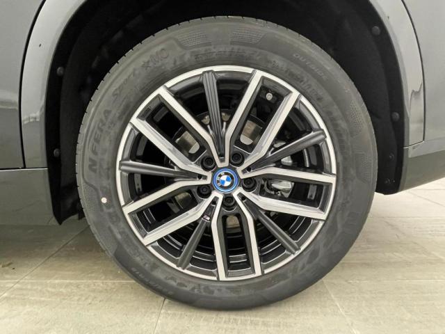 Bmw X1 image 8