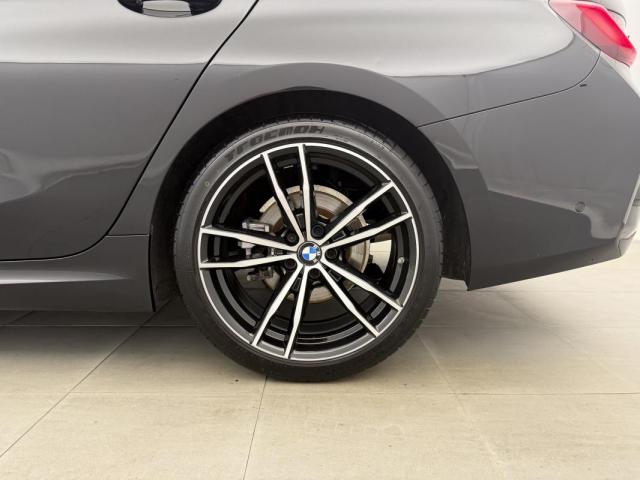 Bmw Série 3 image 8