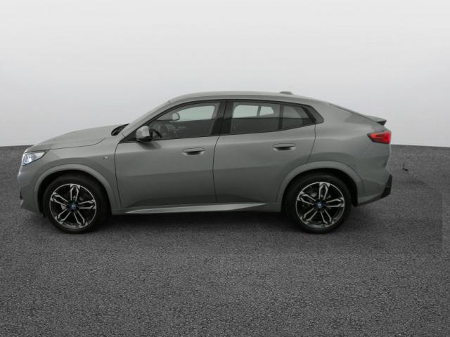 Bmw Ix2 image 4