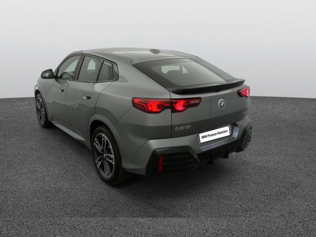 Bmw Ix2 image 3