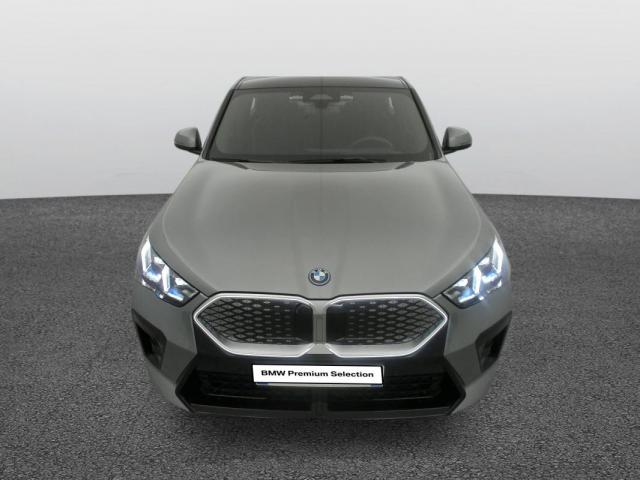 Bmw Ix2 image 5