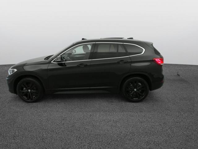 Bmw X1 image 2