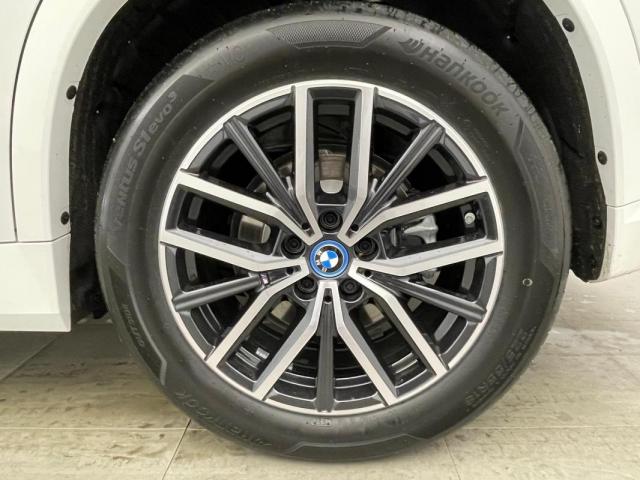 Bmw Ix1 image 6