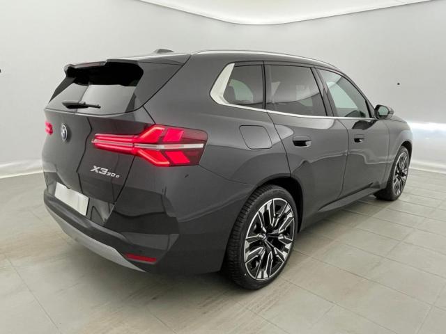 Bmw X3 image 2