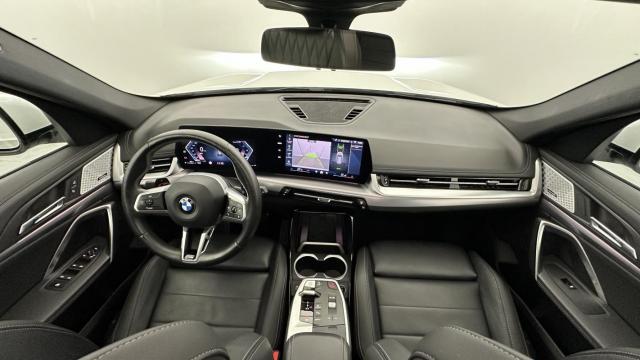 Bmw X1 image 2