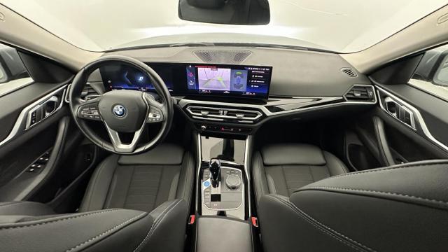 Bmw I4 image 2