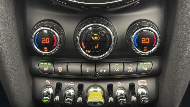 Mini Cabrio image 7