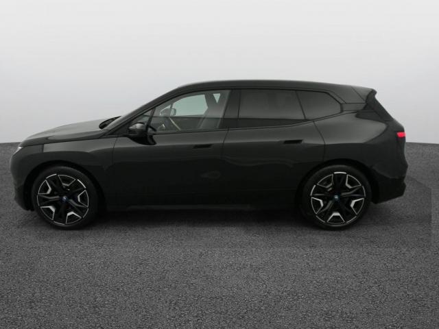 Bmw Ix image 9