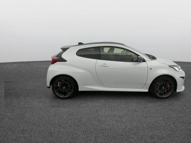 Toyota Yaris image 5