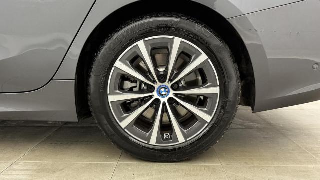 Bmw Série 3 image 2