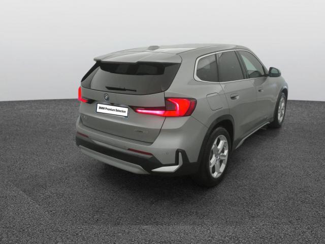 Bmw Ix1 image 3