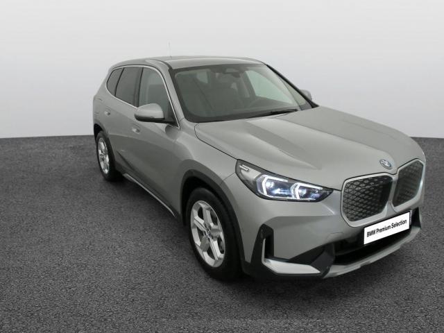 Bmw Ix1 image 2