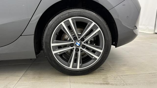 Bmw Série 1 image 2
