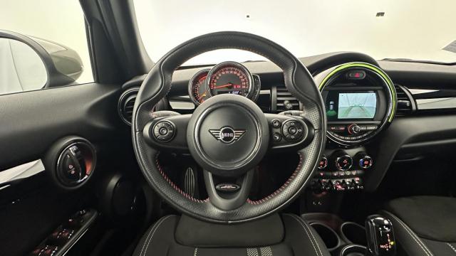 Mini 5 Portes image 6