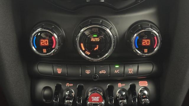 Mini 5 Portes image 1