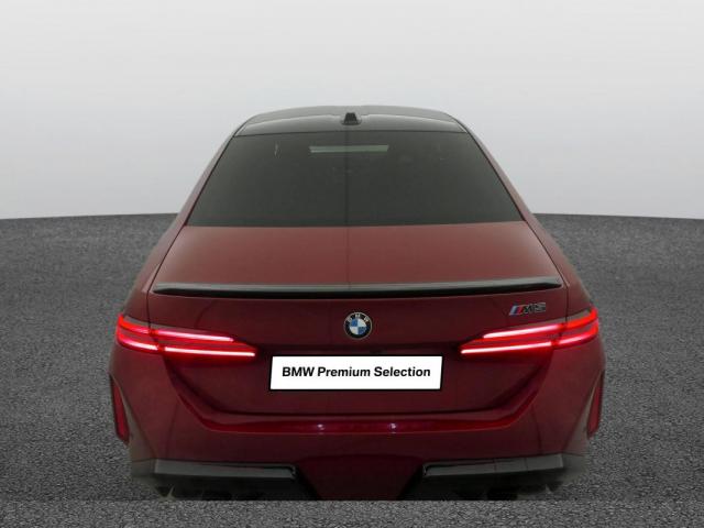 Bmw M5 image 7