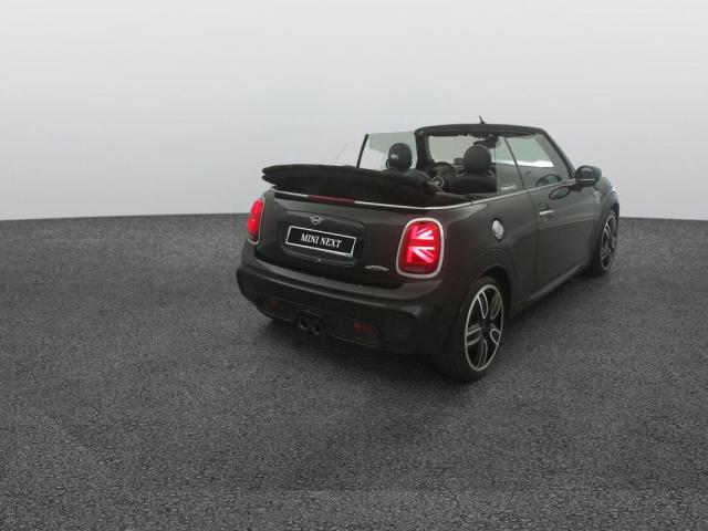 Mini Cabrio image 8