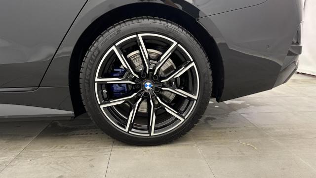 Bmw I4 image 6