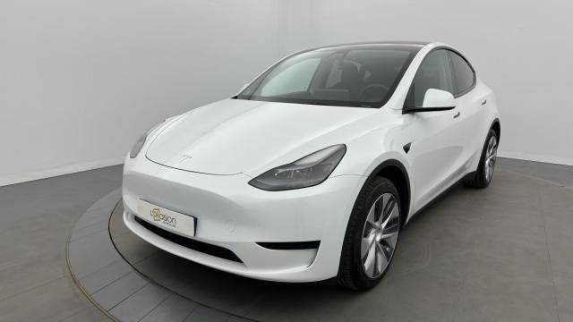 Tesla Model Y Standard Rwd